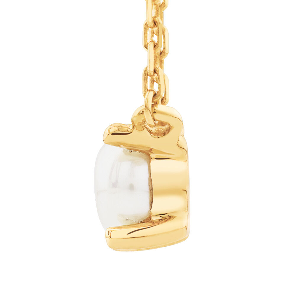 Pearl Necklace